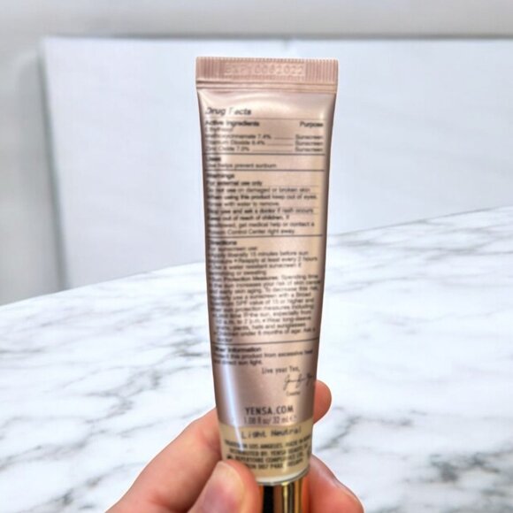 Makeup Up Beauty Bundle 4 Piece Set Blush Eyeshadow Eyeliner Foundation - Picture 6 of 13